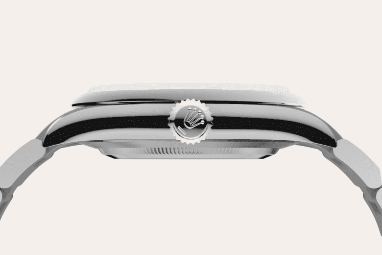 Feature2_Asset portrait M134300-0006