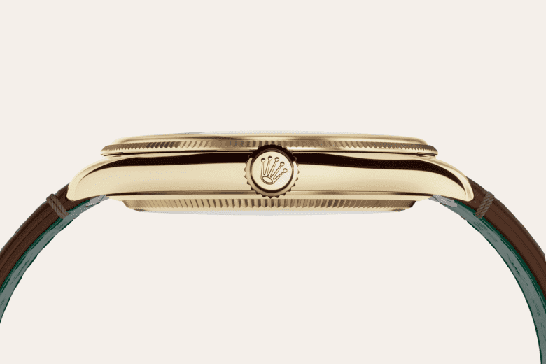 Feature3_Asset portrait M52508-0006