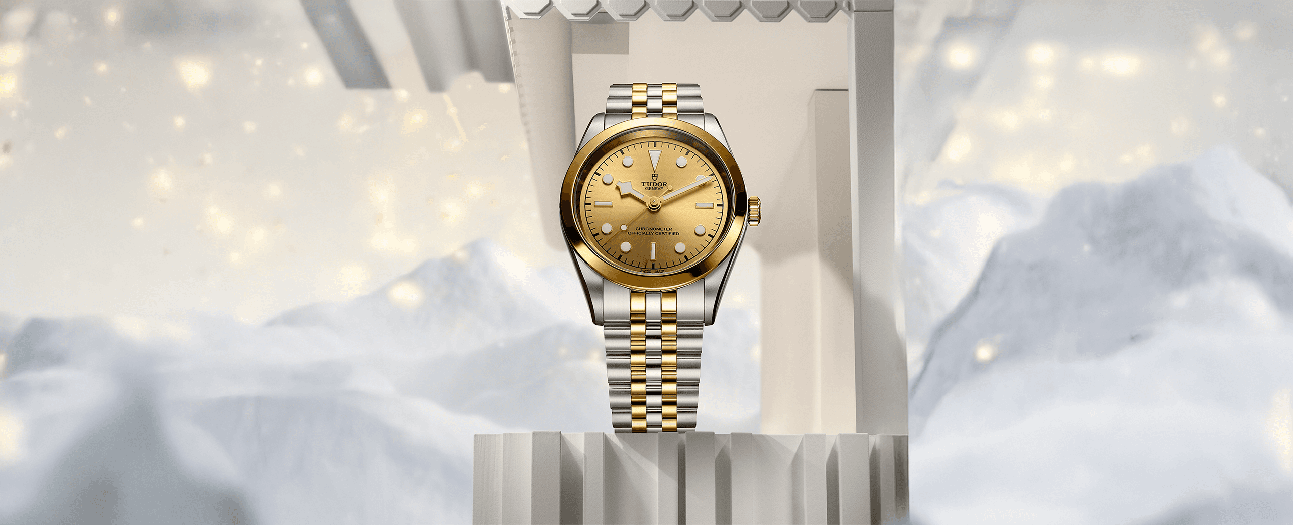 Black_bay_one_2560_1040