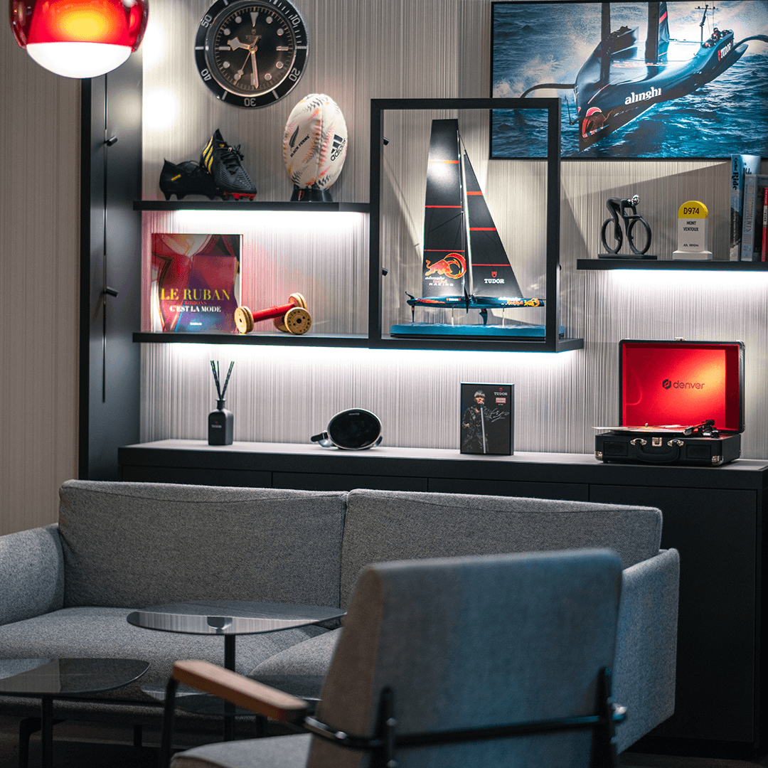 Tudor_2_landingsside