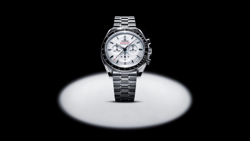 310.30.42.50.04.001_SP_ADV_MoonWhite_KeyVisual_Acier_16_9_RVB