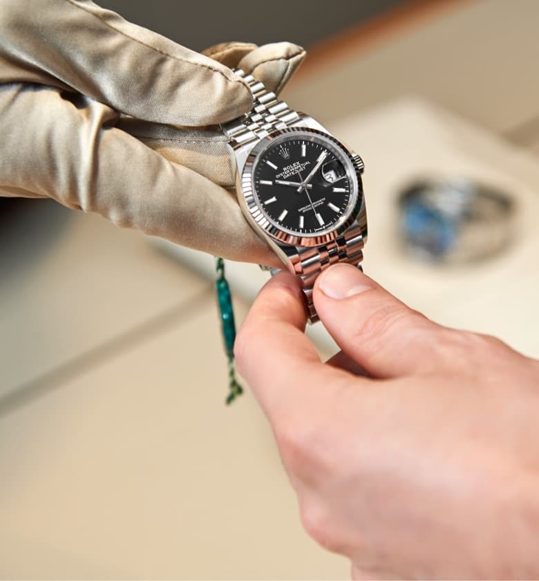 rolex-servicing-procedure-manippos_2002pd_001-portrait
