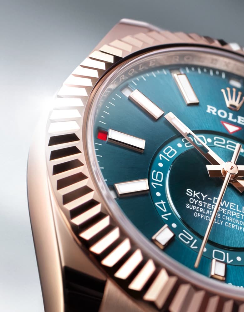 rolex-sky-dweller-m336935-0001_2309jva_001_portrait