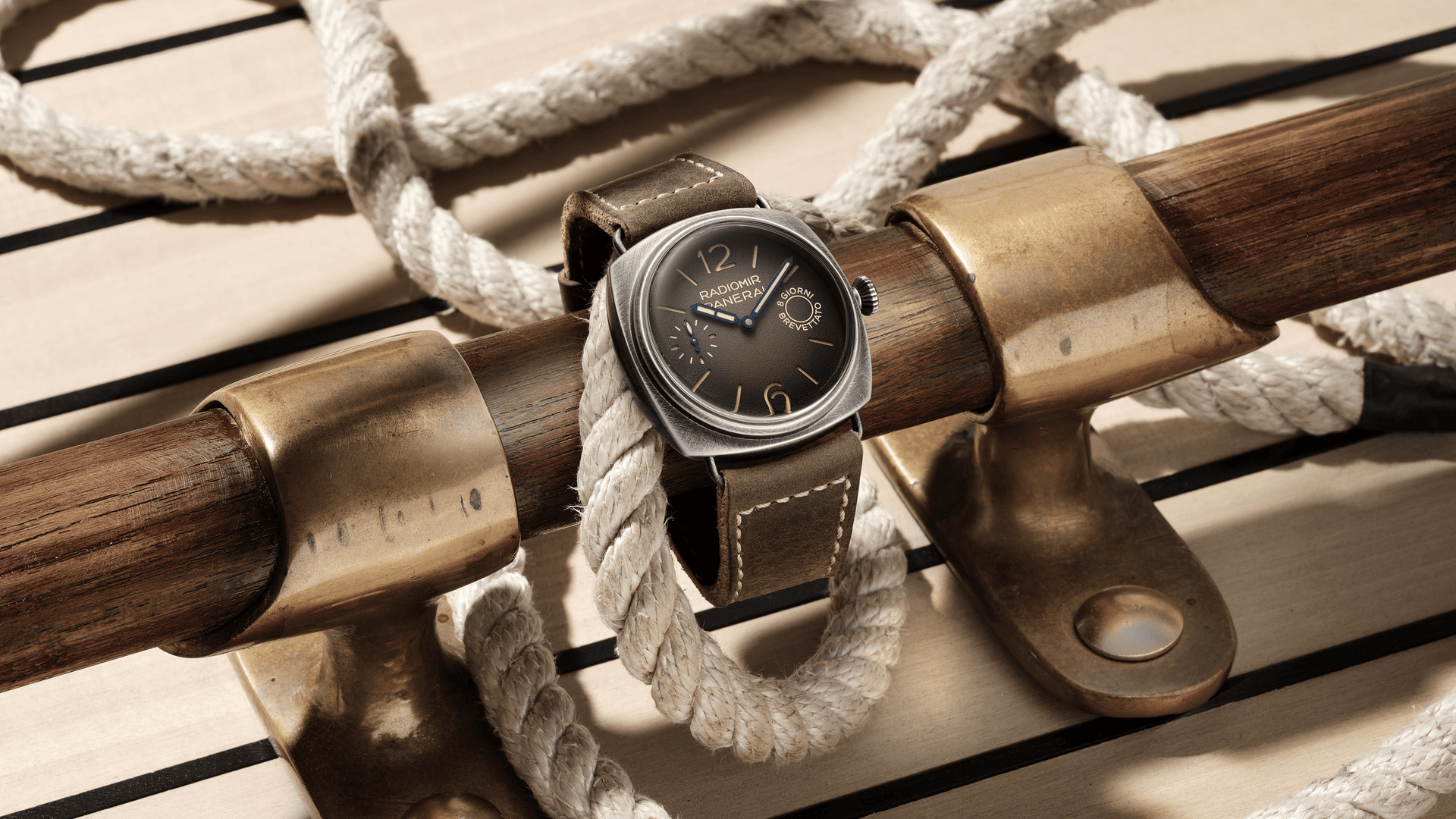 NEW-Panerai-Radiomir-Otto-Giorni-PAM01347-284-29-1920w