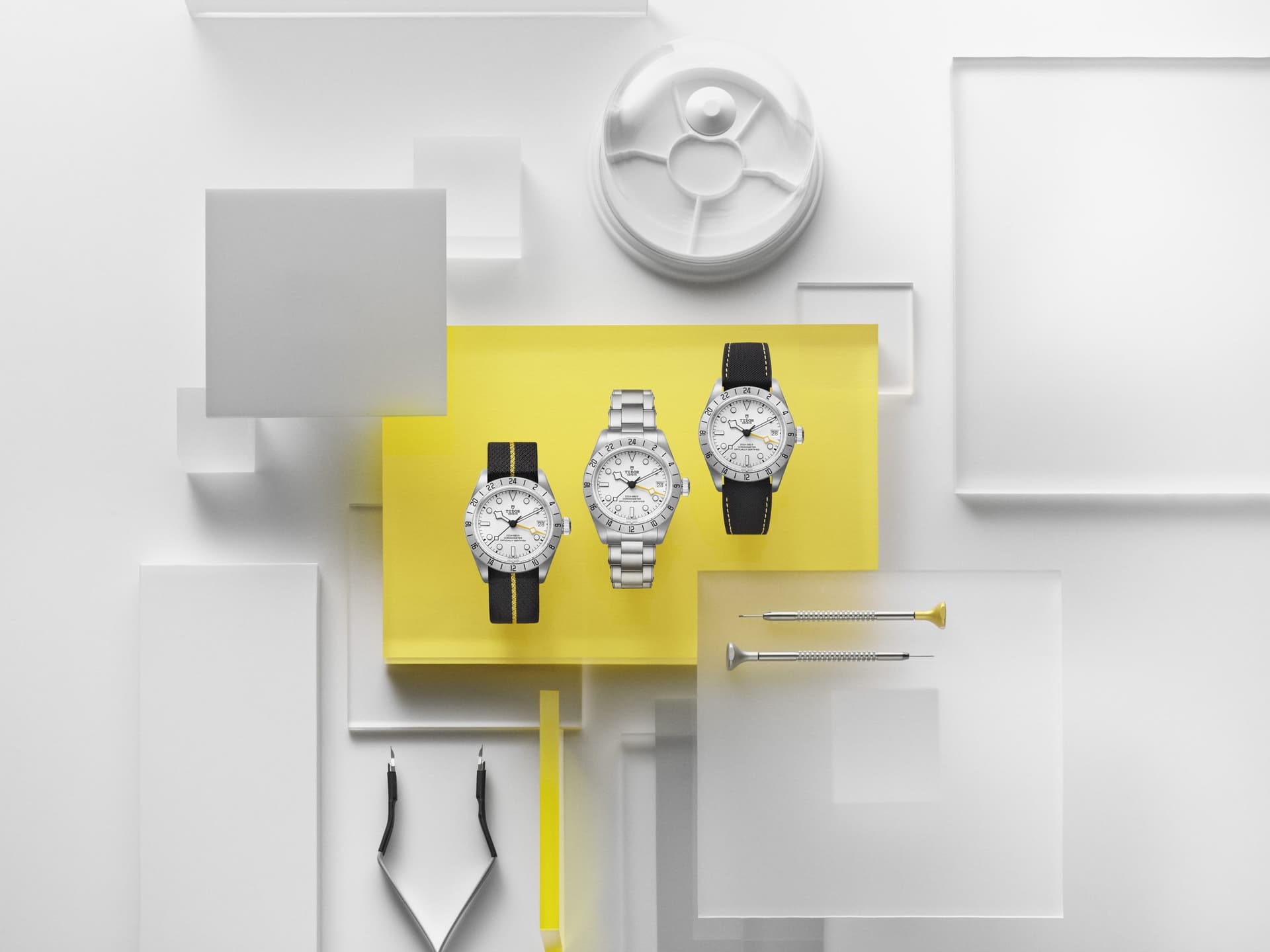 TUDOR_NP25_BLACK BAY PRO_LIFESTYLE-1