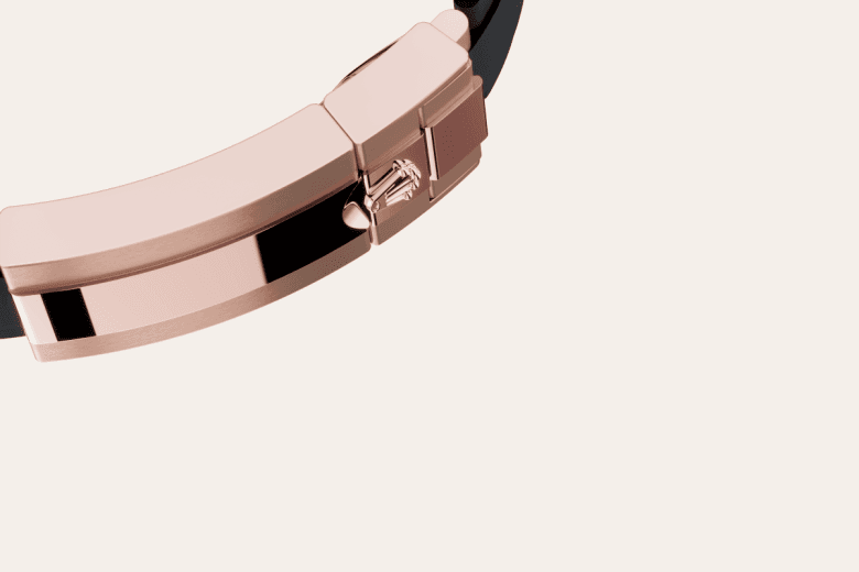 Feature1_Asset portrait M126655-0002