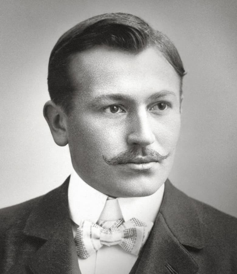 rolex-oyster-story-hans_wilsdorf_founder_of_rolex_r2_rvb-portrait